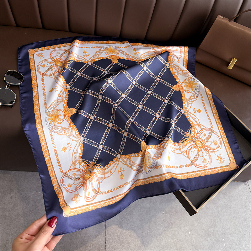 ผ้าพันคอไหมพิมพ์ลายโซ่สีน้ำเงิ - Silk Scarf Square บทวิจารณ์และราคา